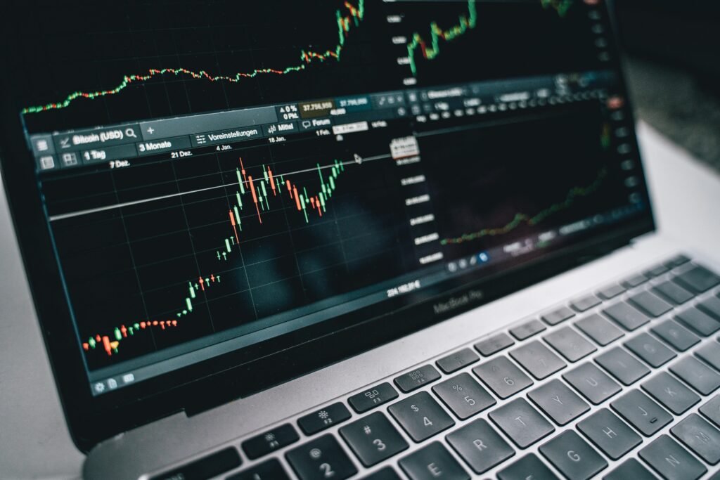 ecran montrant analyse de trading